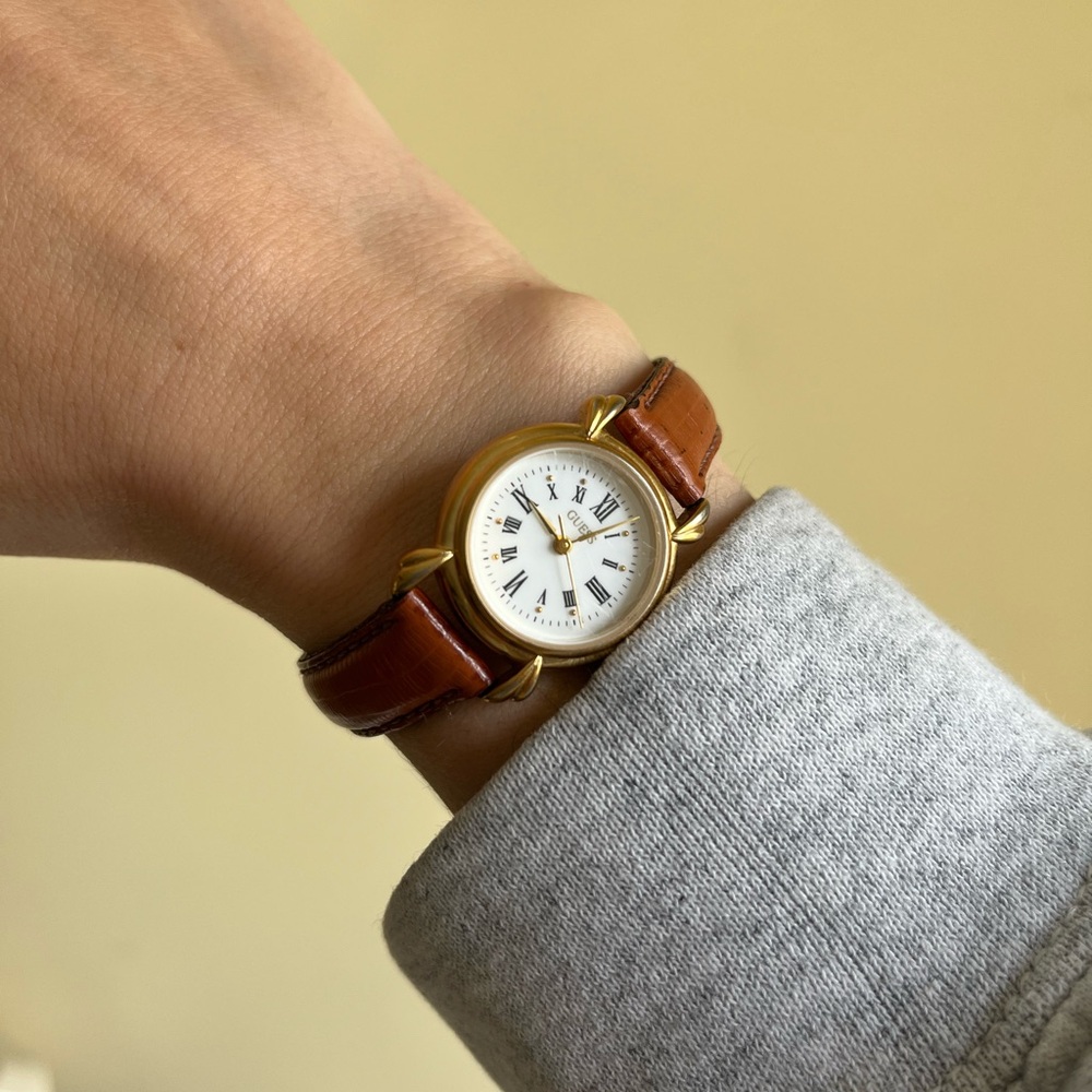 Vintage GUESS Gold Tone Watch | Roman Numeral Dial | 90s Aesthetic